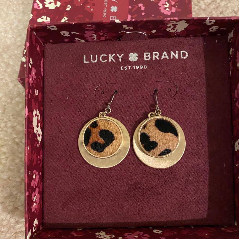 NWT Lucky Brand leopard print gold drop earrings